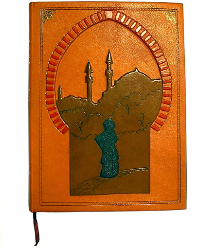 Contes arabes. Cuir repoussé et teinté